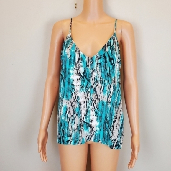 Umgee USA Multi color spaghetti straps blouse - Picture 5 of 13